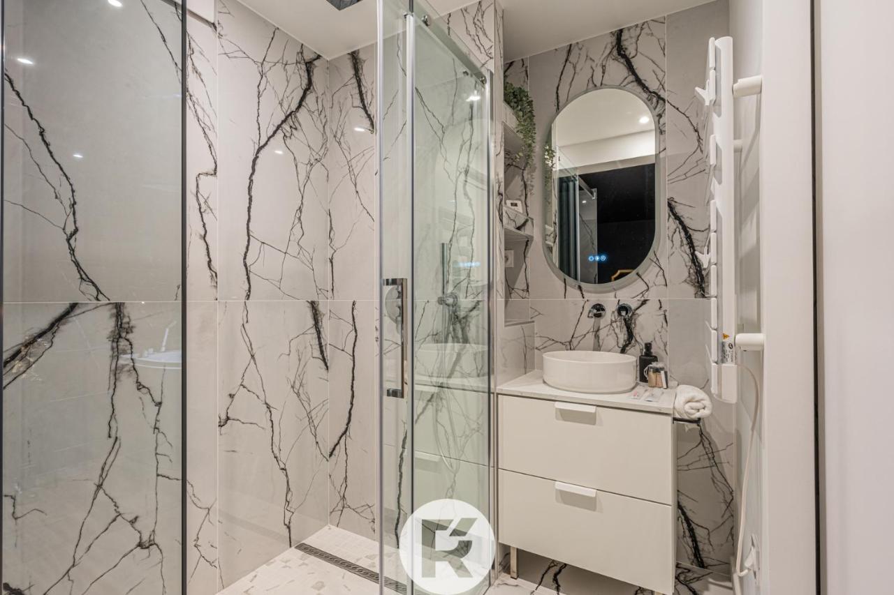 R'Apparts The Love Nest Suite غرونوبل المظهر الخارجي الصورة
